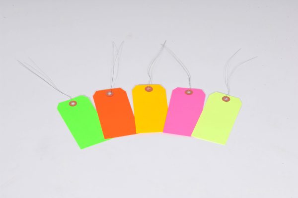 #5 4 3/4" x 2 3/8" 13 Pt. Fluorescent Green Shipping Tags - Pre-Wired (1000/case)
